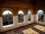 Grenade – Alhambra, vue par la fenêtre